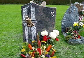 Grabanlagen von Steinmetz Fallwickl – Hallein, Salzburg